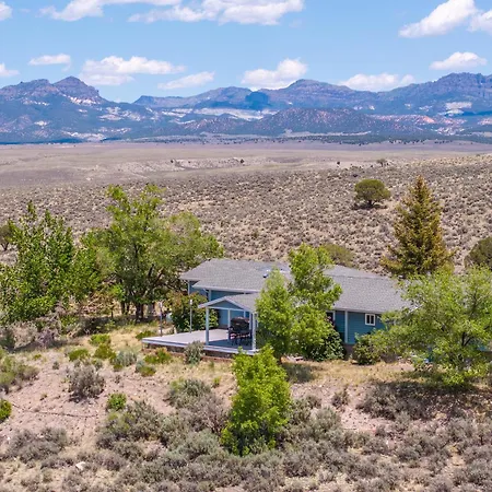 Hilltop Heaven - 5 Star Comfort And Views